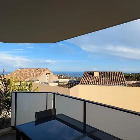 شقة 2 Bedrooms Sea View Pool Wifi Parking Clim