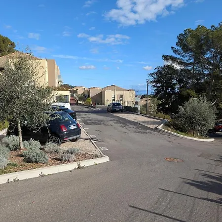 2 Bedrooms Sea View Pool Wifi Parking Clim